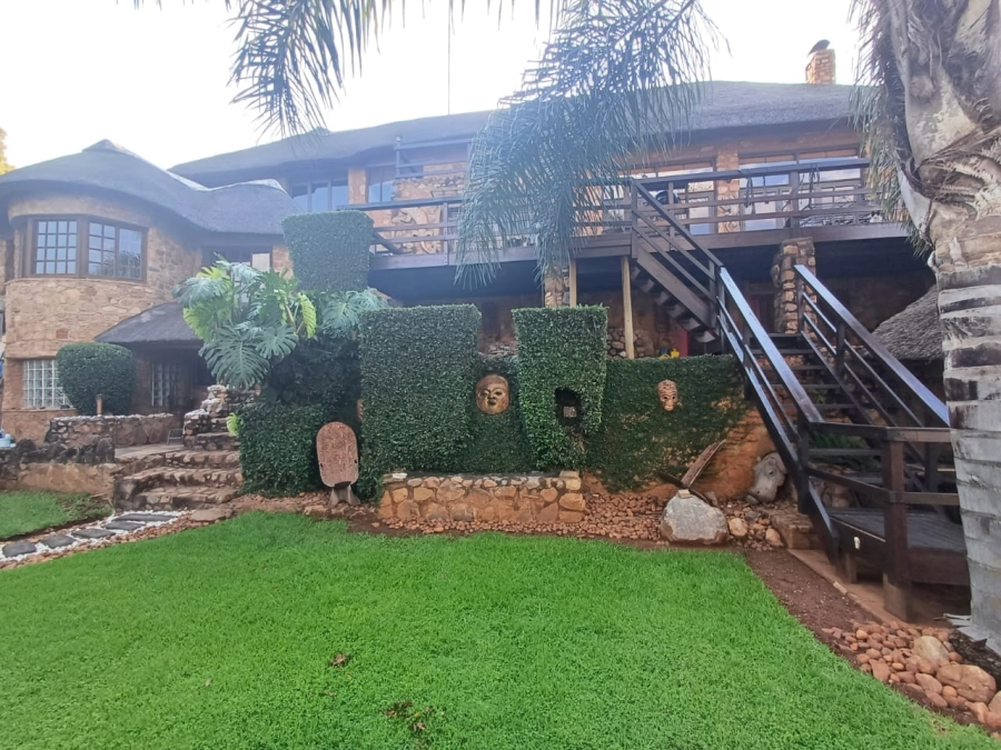 3 Bedroom Property for Sale in Kosmos North West